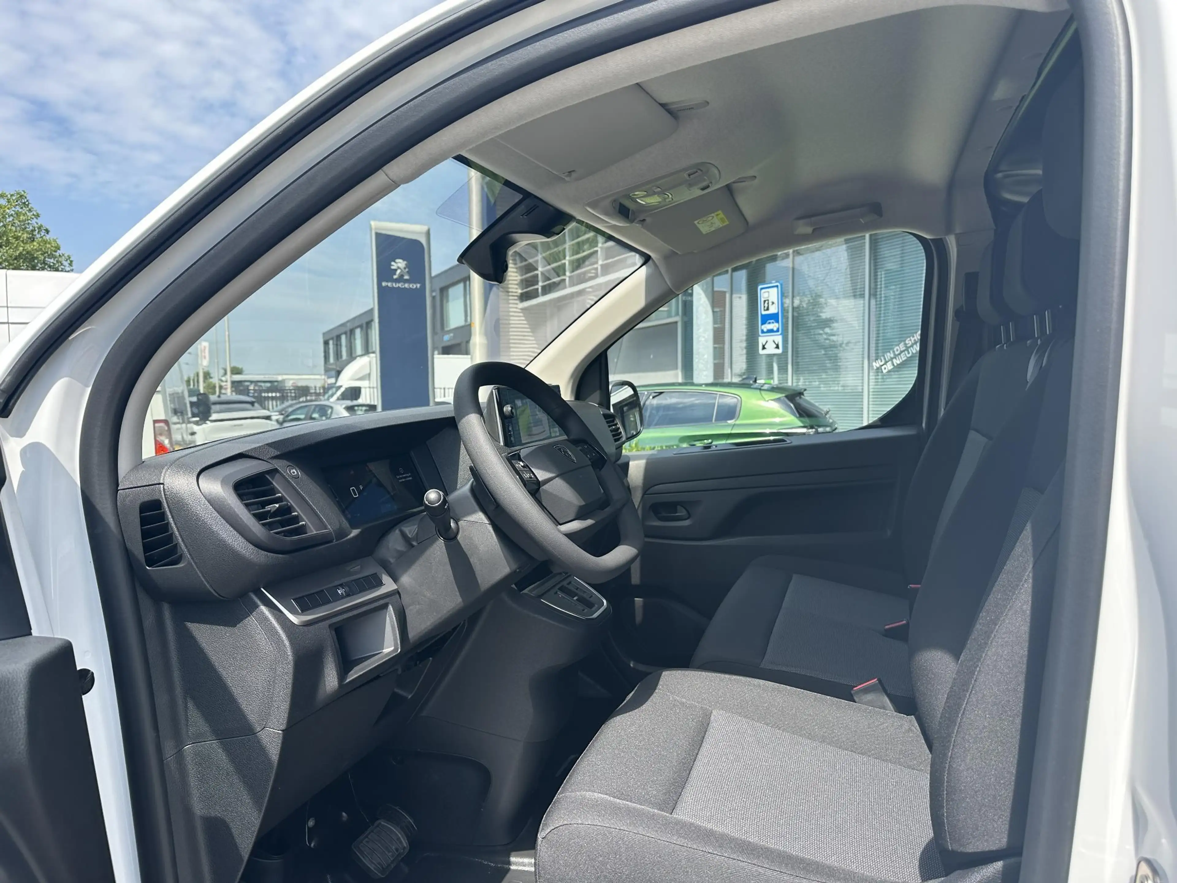 Peugeot Expert Long L3 2.0 BlueHDi 145 automaat verwacht — photo 6