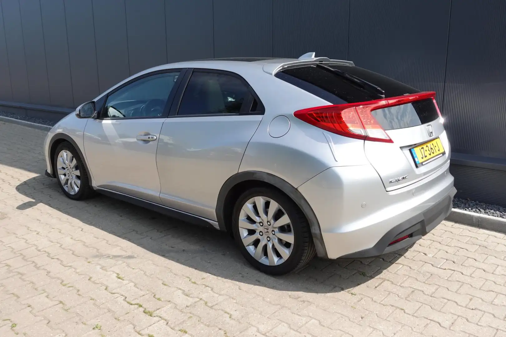 Honda Civic 2.2D Executive Grijs - 2