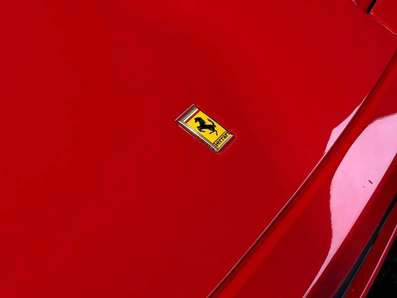 Ferrari Testarossa снимка Ferrari Testarossa