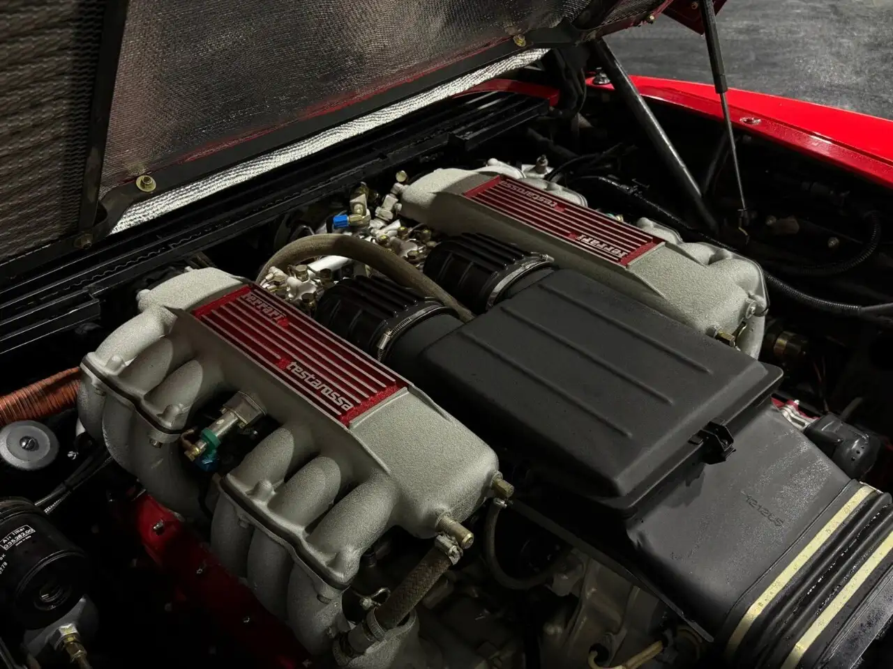 Ferrari Testarossa снимка Ferrari Testarossa