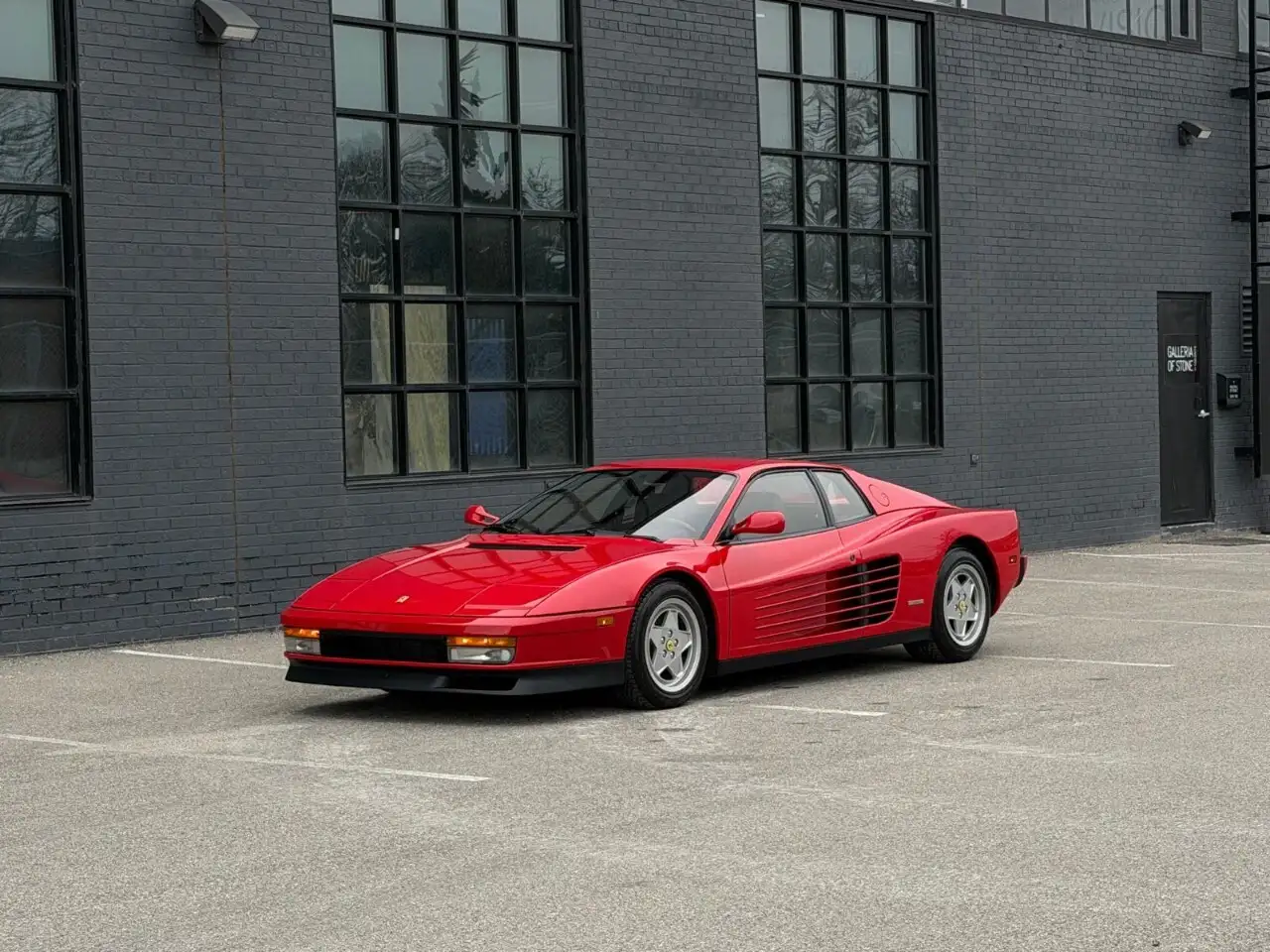 Ferrari Testarossa снимка Ferrari Testarossa