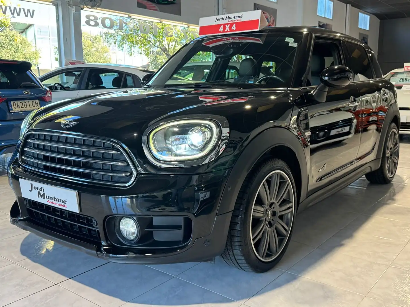 MINI Cooper Countryman ALL4 AUT. Negro - 1