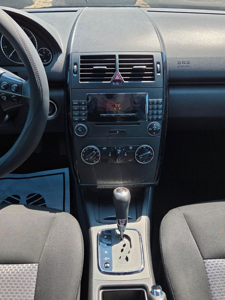 Mercedes-Benz A 150 Aut. 3-türig — photo 14