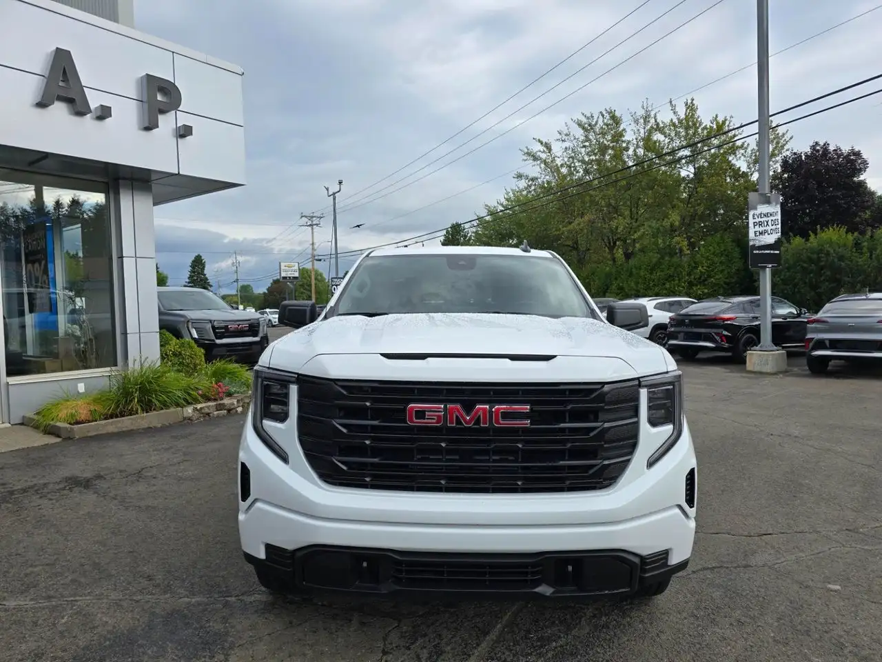 GMC Sierra 1500 снимка GMC Sierra 1500