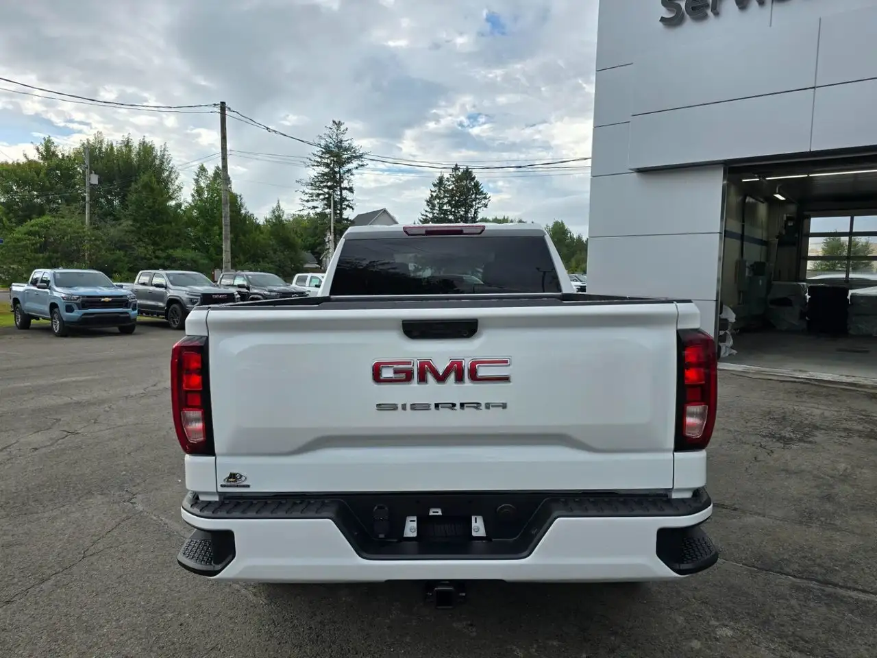 GMC Sierra 1500 снимка GMC Sierra 1500