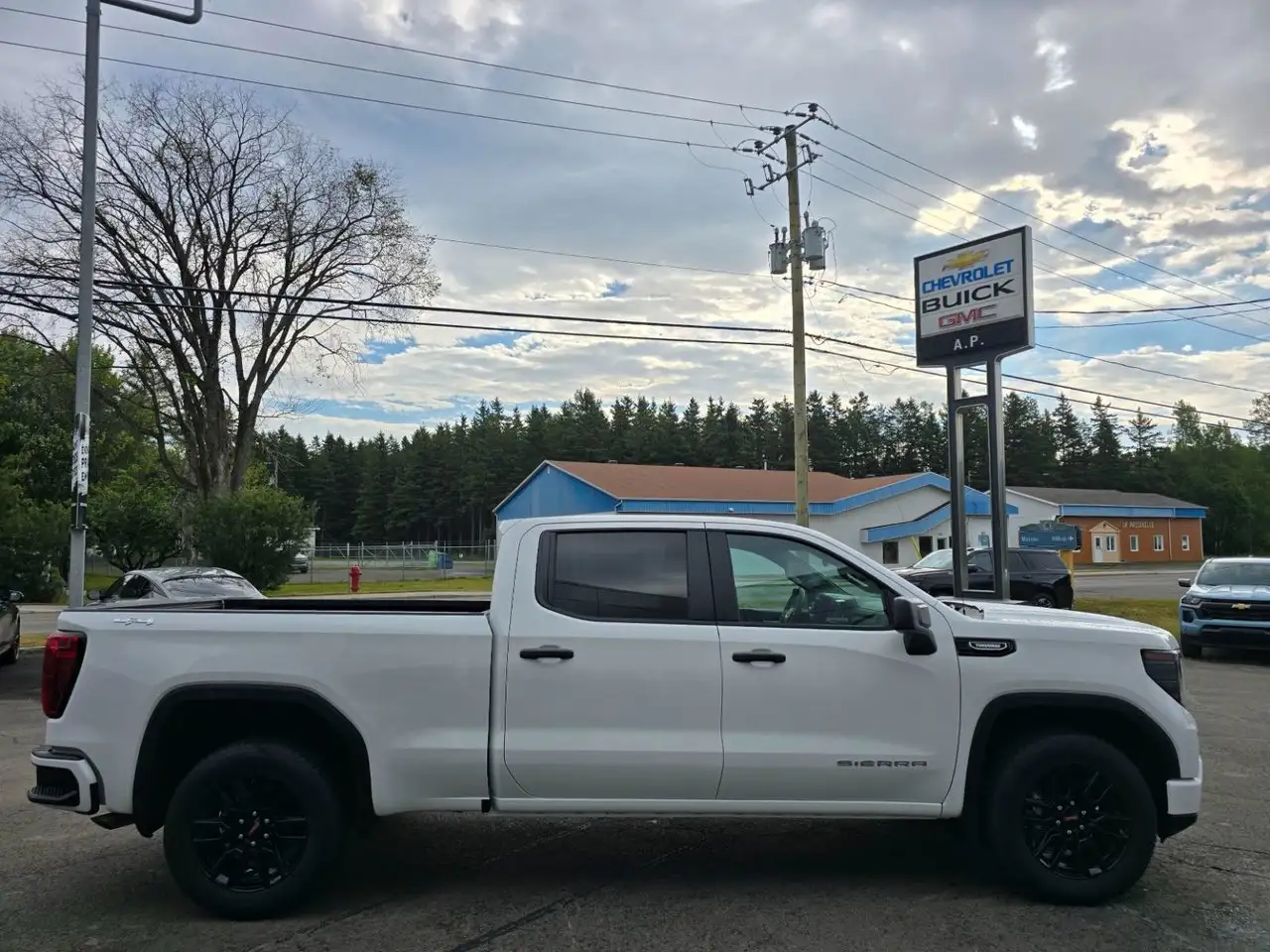 GMC Sierra 1500 снимка GMC Sierra 1500