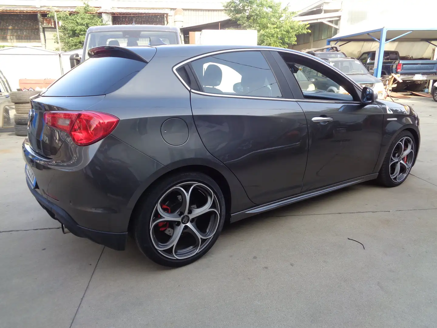Alfa Romeo Giulietta Giulietta 1750 tbi Quadrifoglio Verde 235cv Grigio - 2