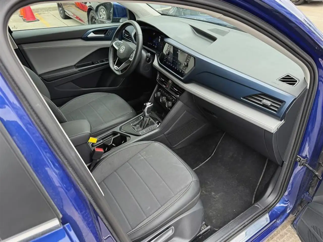 Volkswagen Taos снимка Volkswagen Taos