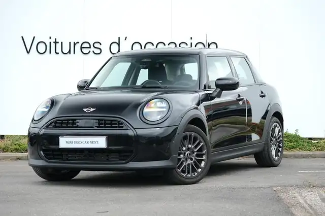 MINI Cooper C Essential Trim