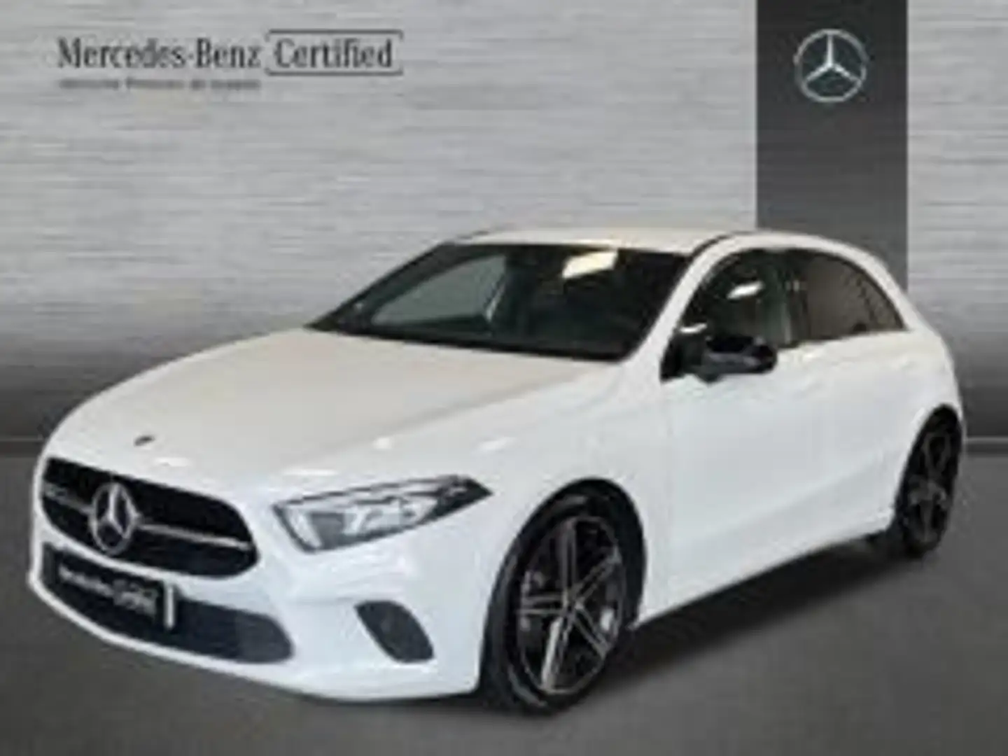 Mercedes-Benz A 200 d AMG Line (EURO 6d) - 1