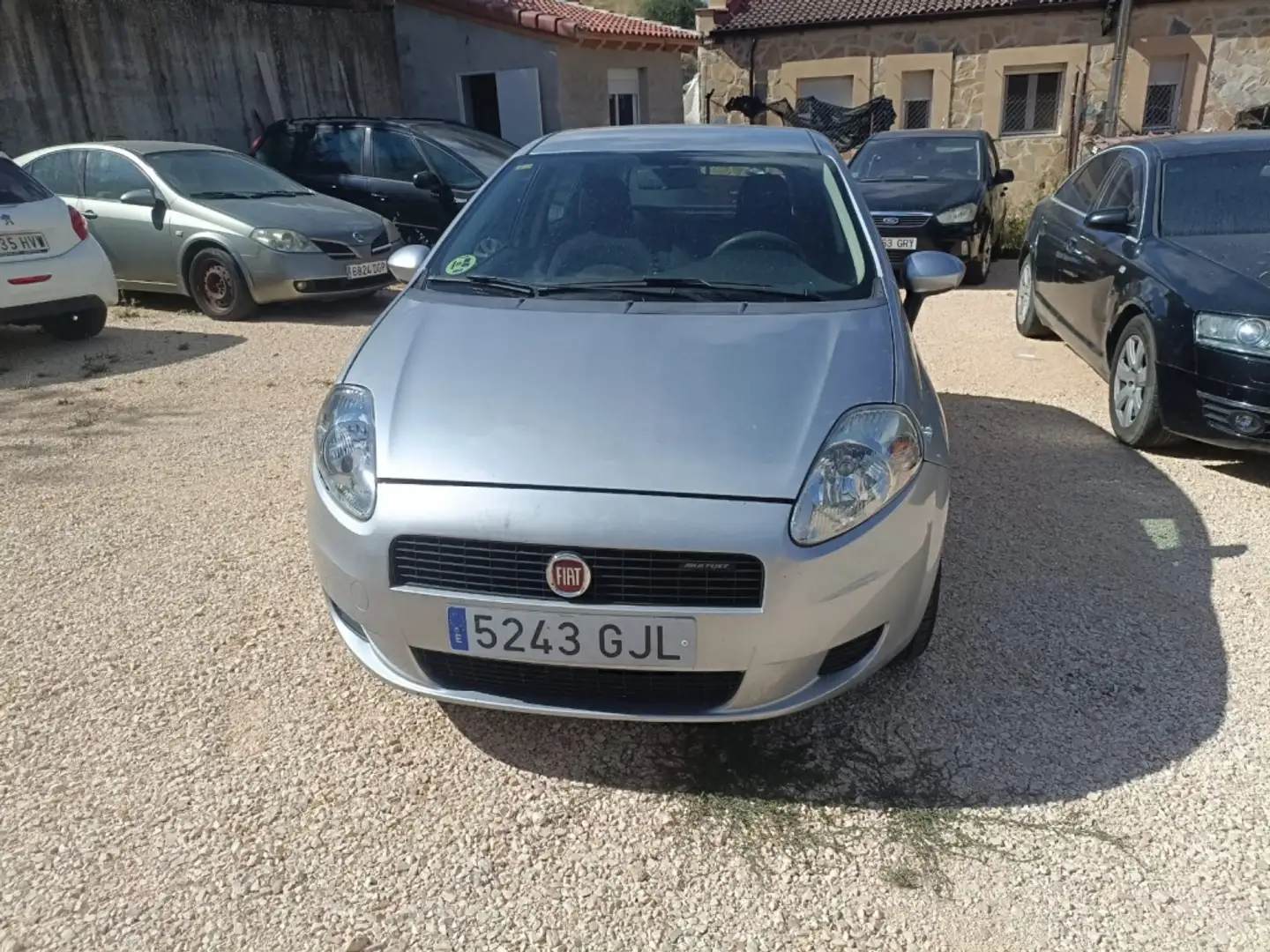 Fiat Punto 1.3Mjt 16v Feel/Class Grau - 2
