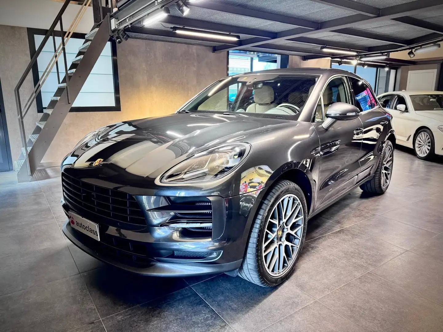 Porsche Macan Macan 3.0 S 354cv PDK-UFFICIALE Grigio - 1