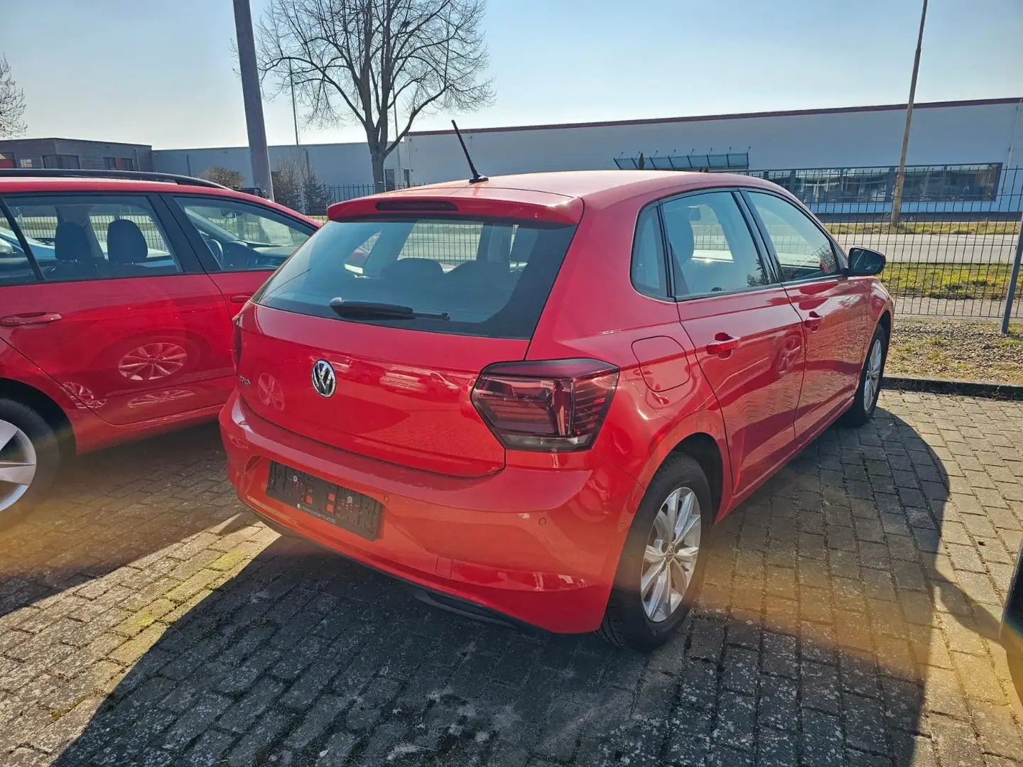 Volkswagen Polo VI Highline+DSG+SHZ+PDC+Tempomat Rot - 2