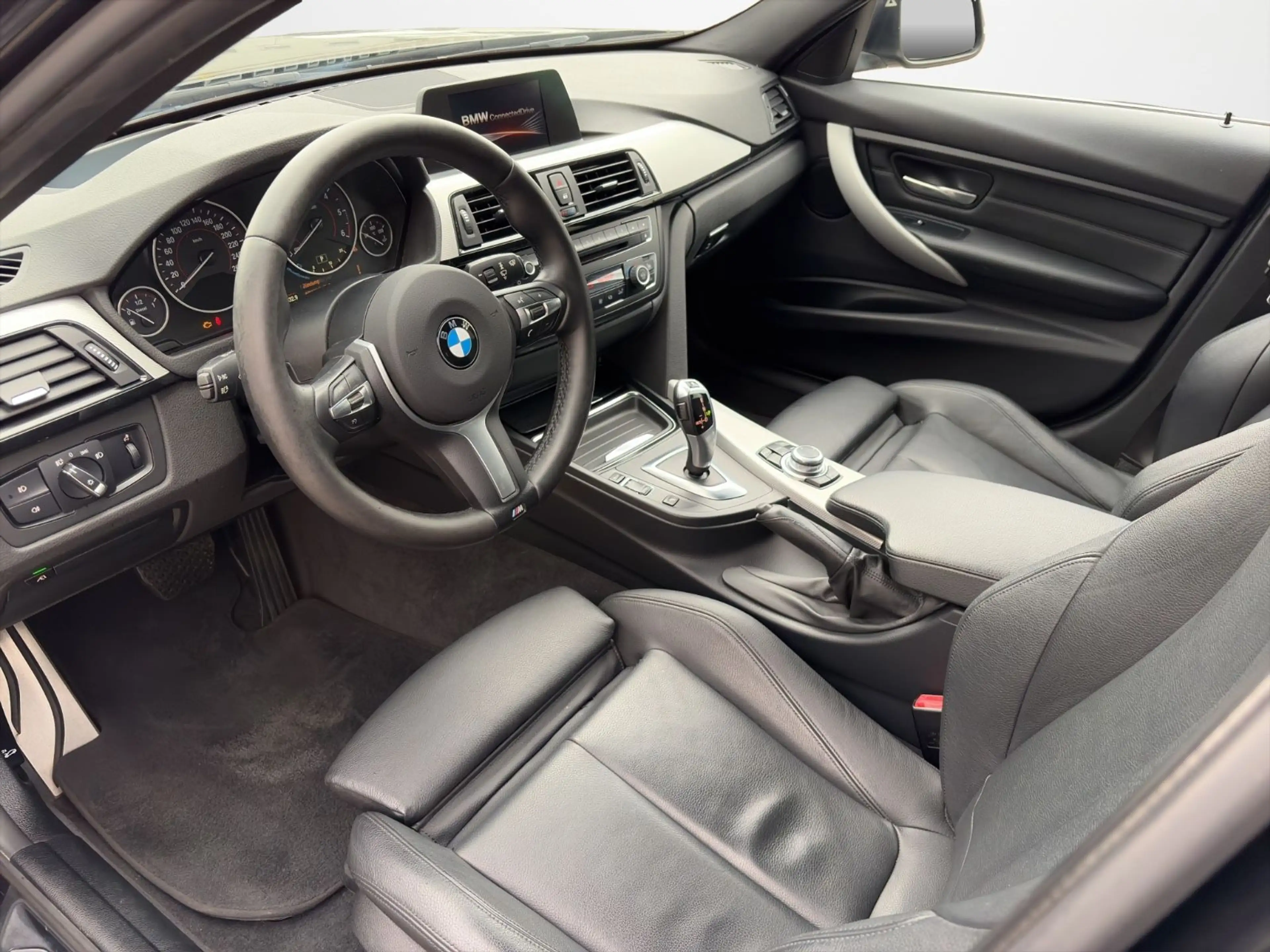 BMW 325 d Touring M-Paket / Sport *Bi-Xenon*Leder* — photo 9