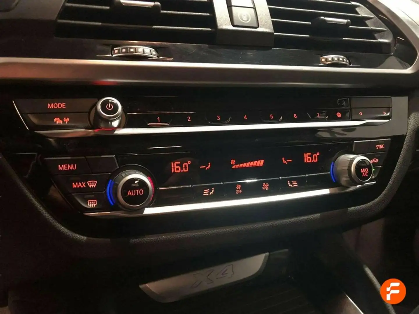 BMW X4 xDrive20d Amarillo - 1