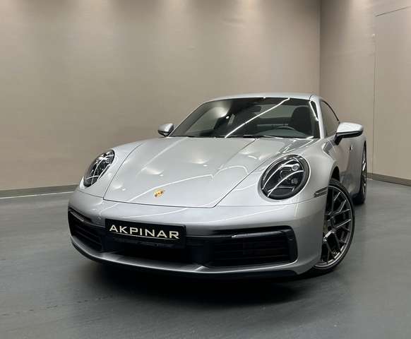 Imagine Porsche 911 992/911 Carrera Coupe PDK