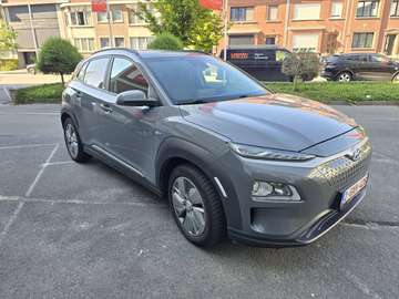 e-Kona Adventage 39,2kWh.   13.000 euro + %21 BTW