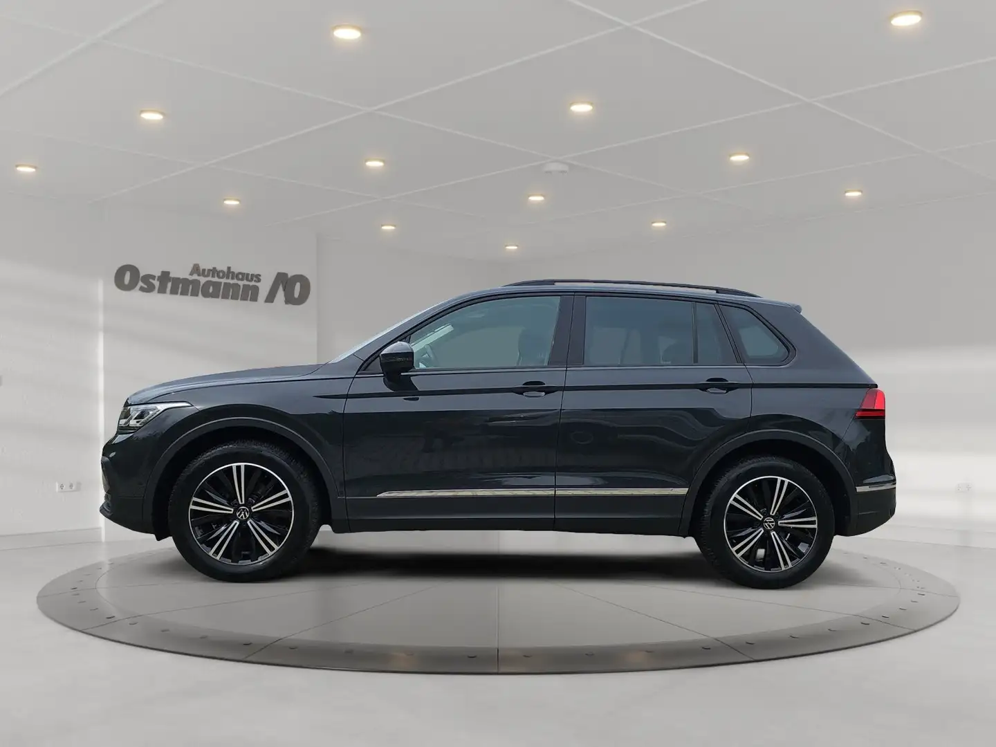 Volkswagen Tiguan 2.0 TDI BMT Life MATRIX PLA FLA AHK ACC Grau - 2