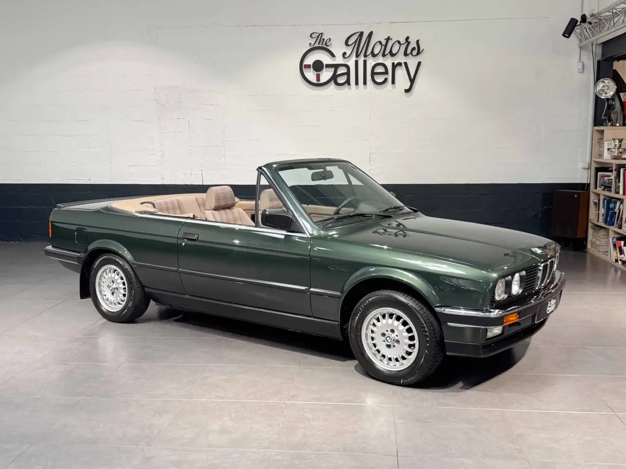 BMW 325iA cabriolet, foto 2