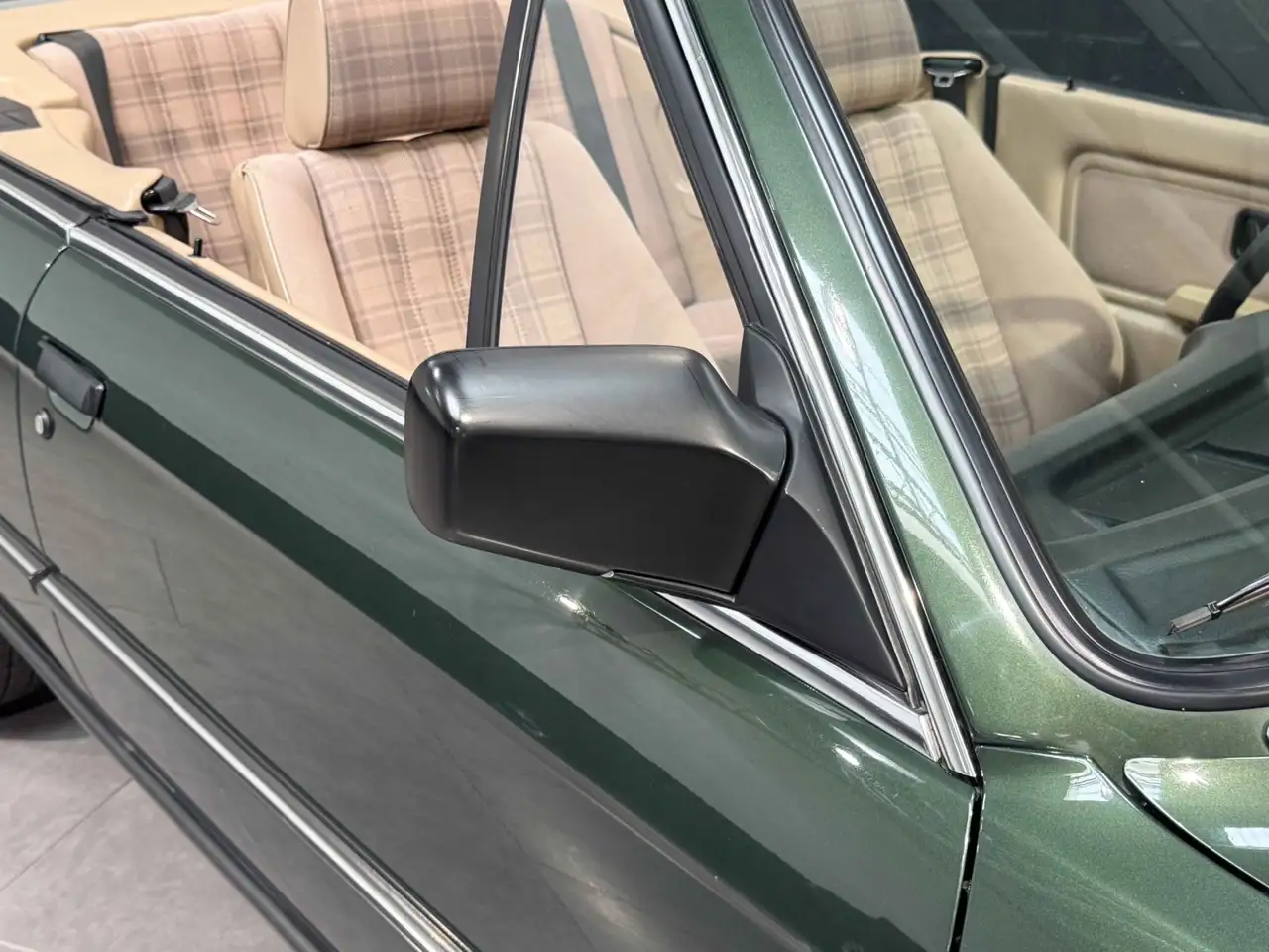 BMW 325iA cabriolet, foto 6