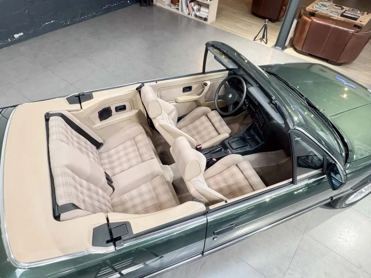 BMW 325iA cabriolet, foto 12