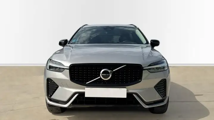 Volvo XC60 2023, foto 9