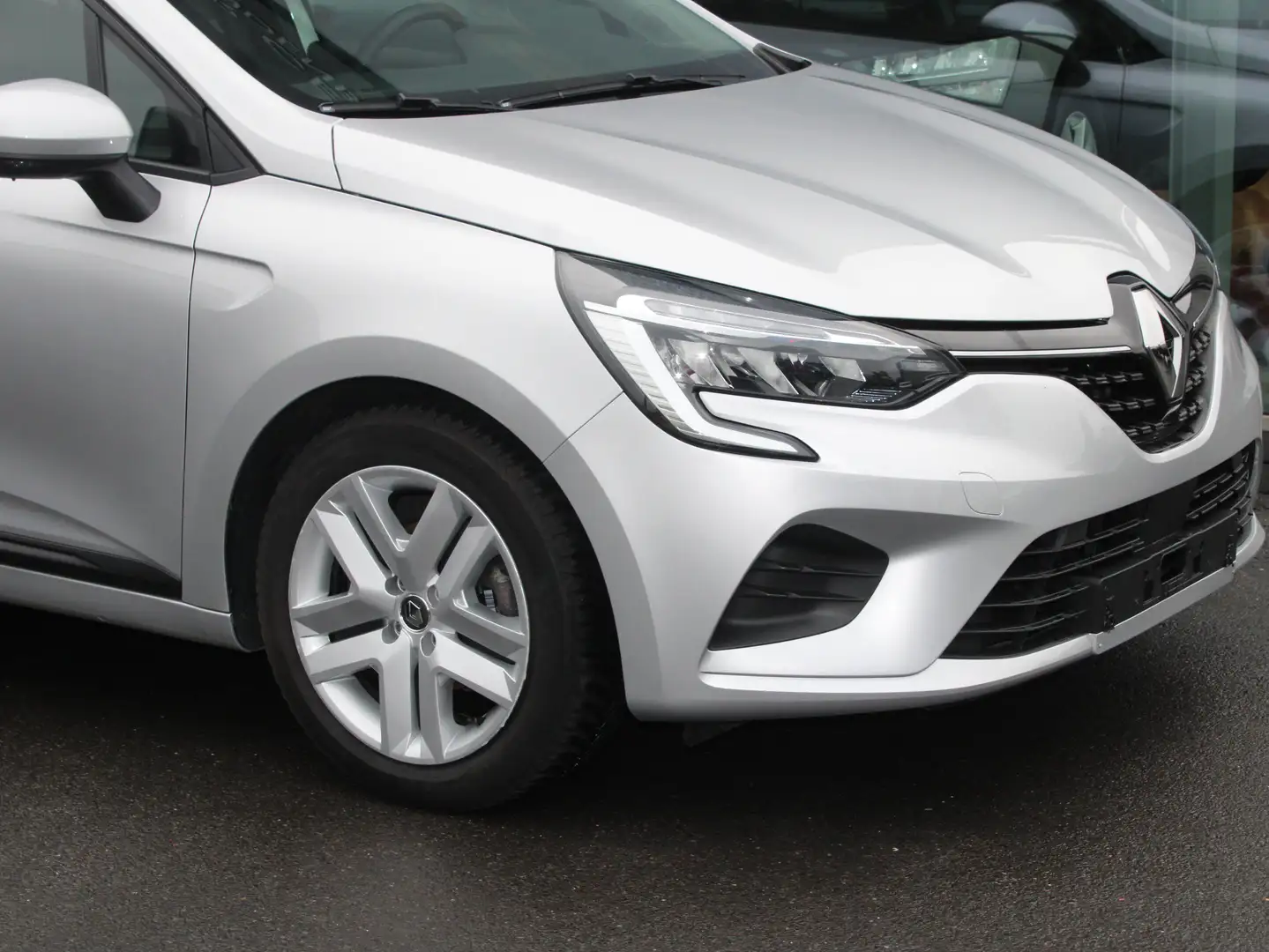 Renault Clio 1.0 TCE-AIRCO-NAVIGATIE-BLUETOOTH-PDC-6 VIT-USB Zilver - 2
