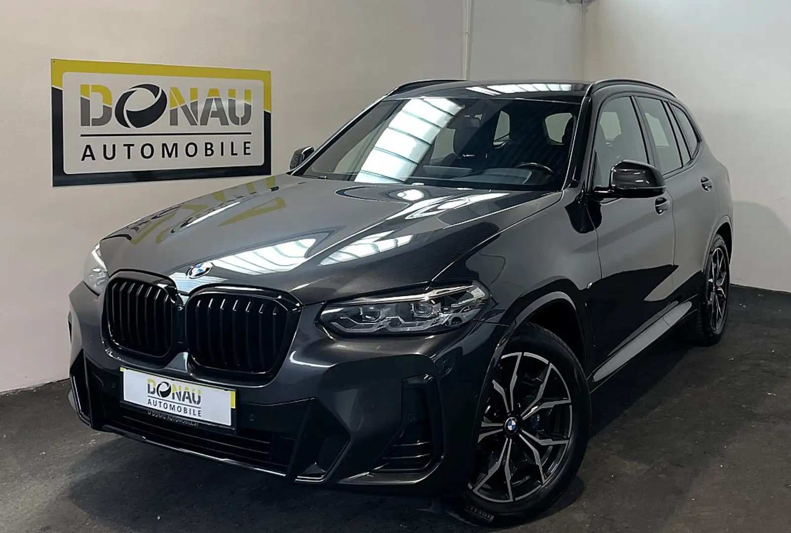 BMW X3 xDrive30d 48V Aut. * AHK * M Paket * Erstbesitz * Gris - 1