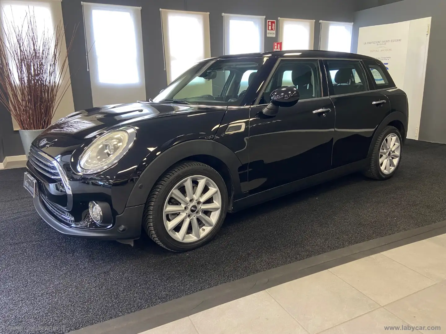 MINI Cooper D Clubman Mini Cooper D Business Clubman Aut. Noir - 2
