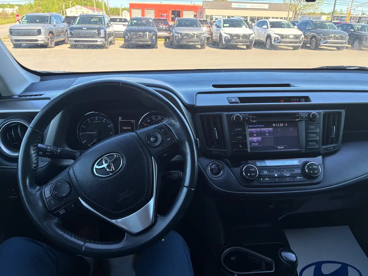 Toyota RAV 4 снимка Toyota RAV 4