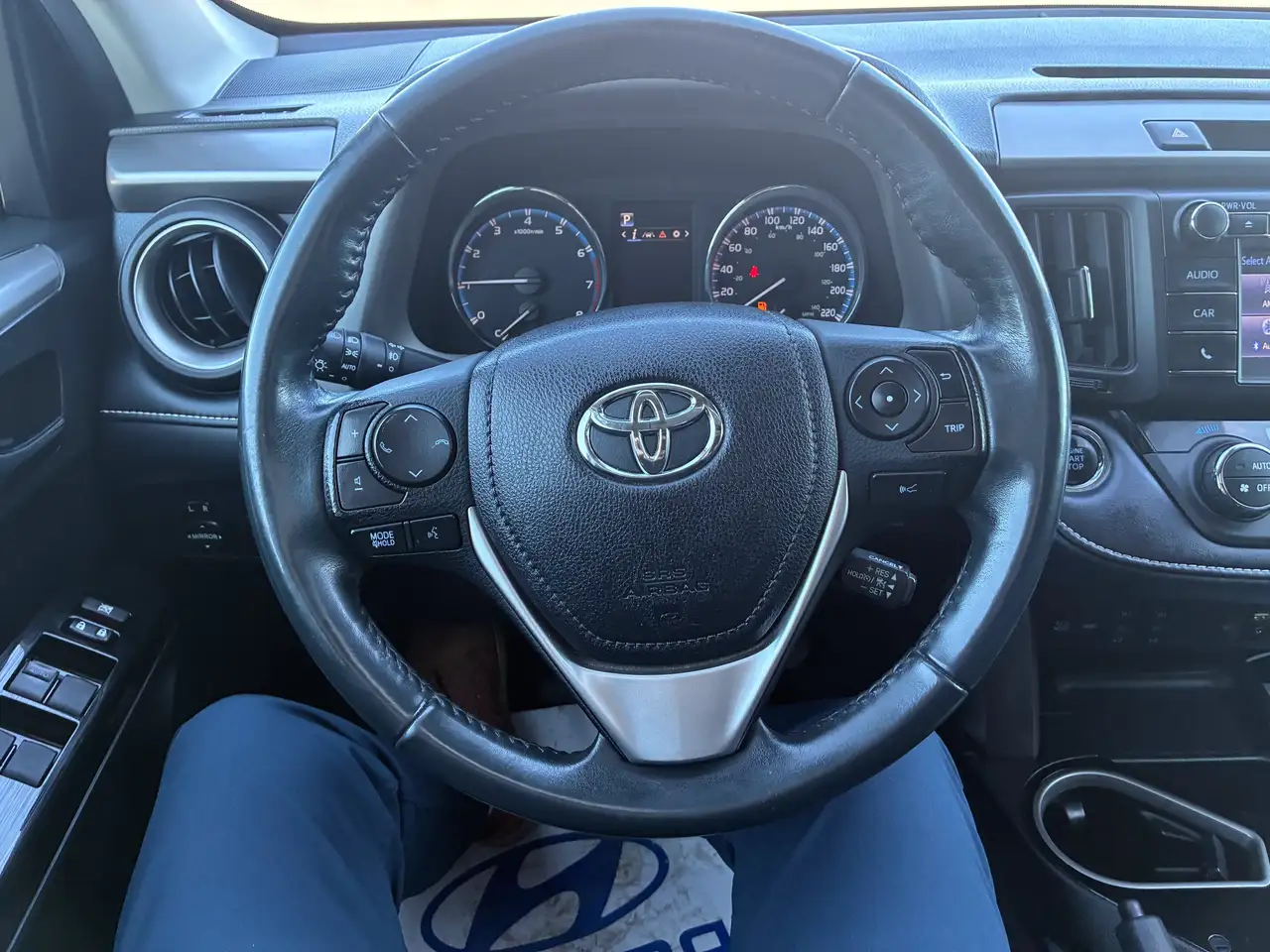 Toyota RAV 4 снимка Toyota RAV 4