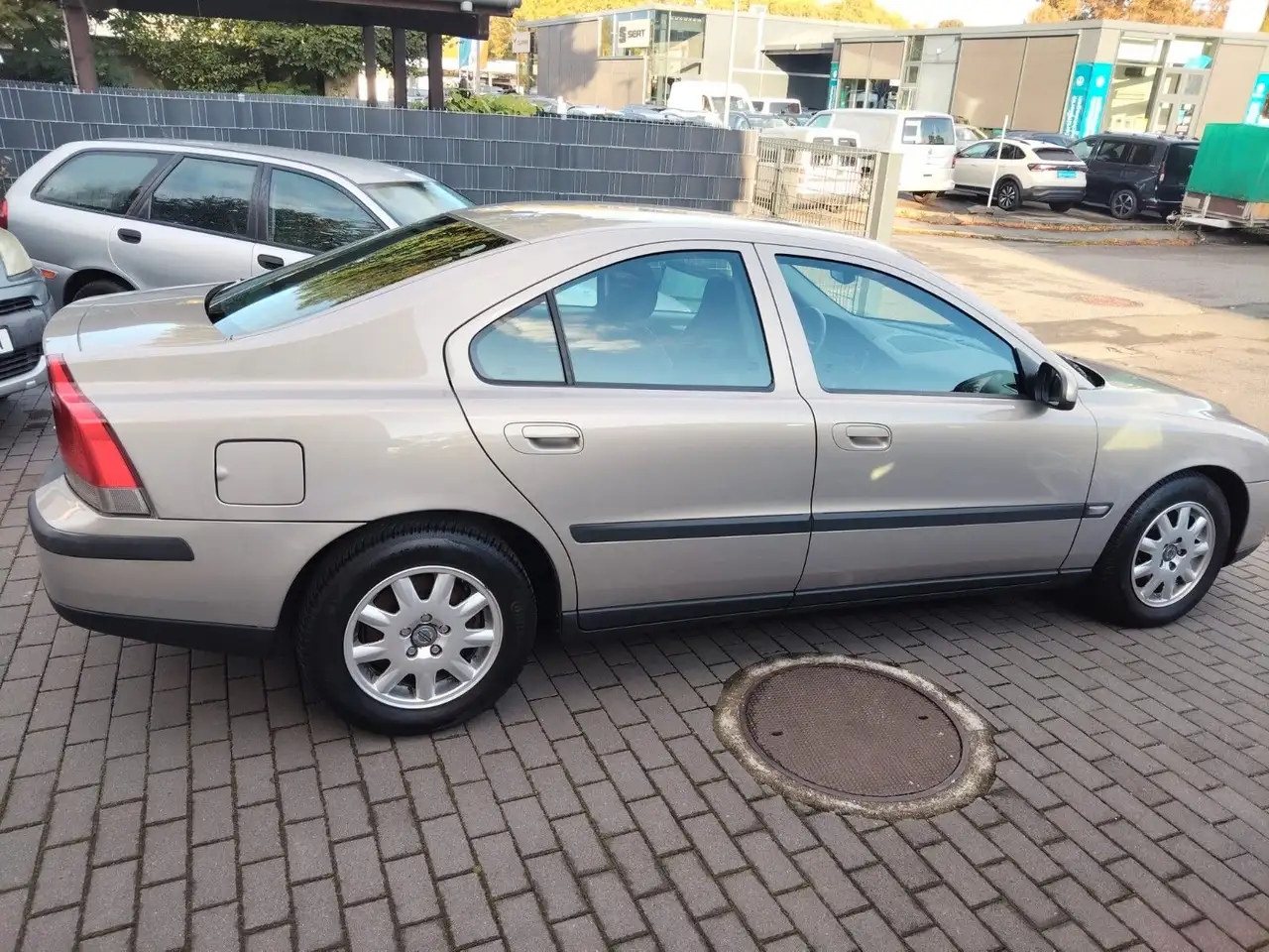 Volvo S60 2.4 - Volvo Scheckheft - Quasi 1. Hand, foto 7