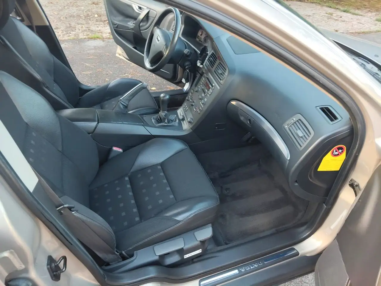 Volvo S60 2.4 - Volvo Scheckheft - Quasi 1. Hand, foto 12