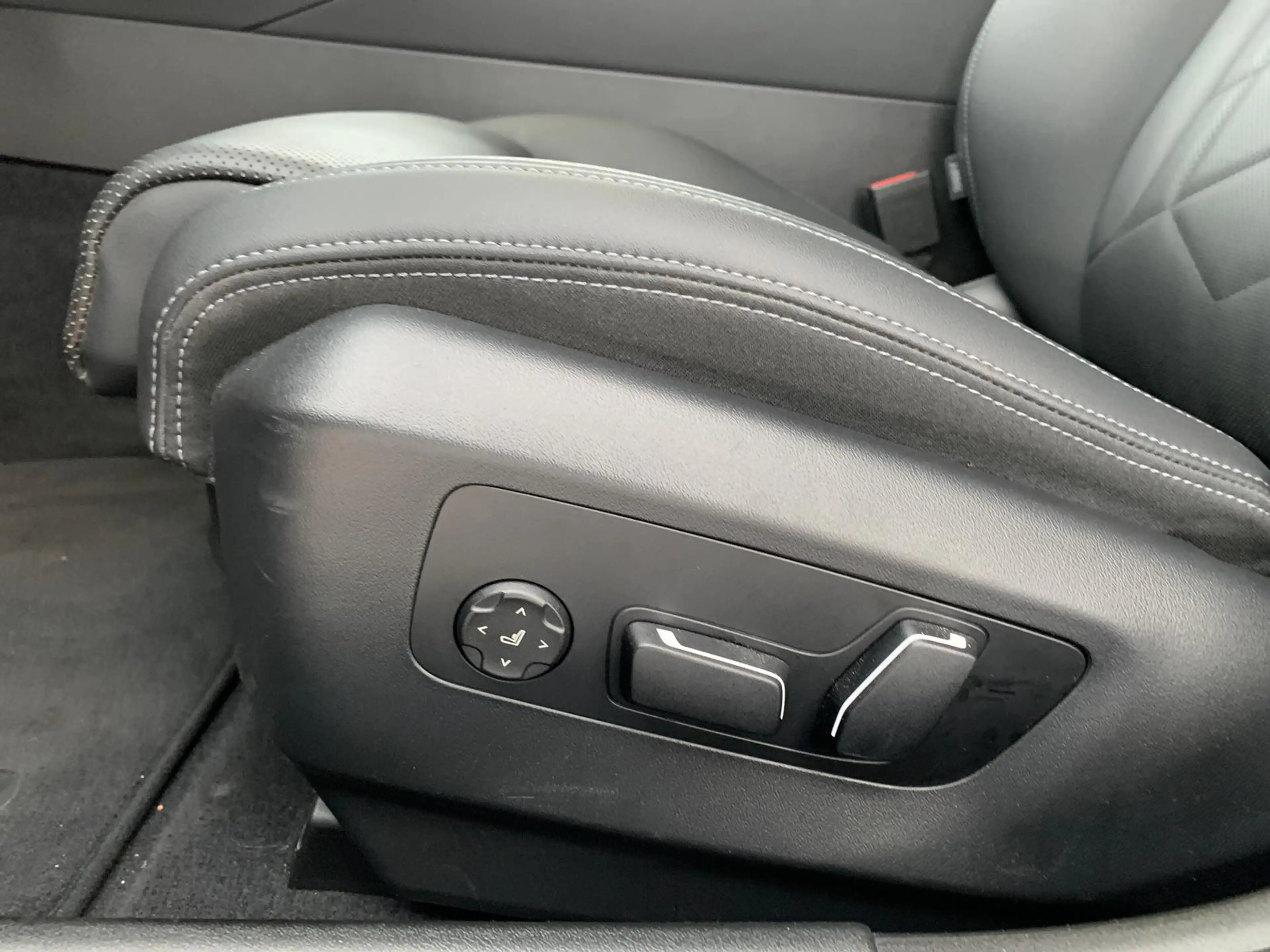 BMW 540 d Tour. xDr M Sport Pro|ShadowL|DrivProf|21" — photo 12