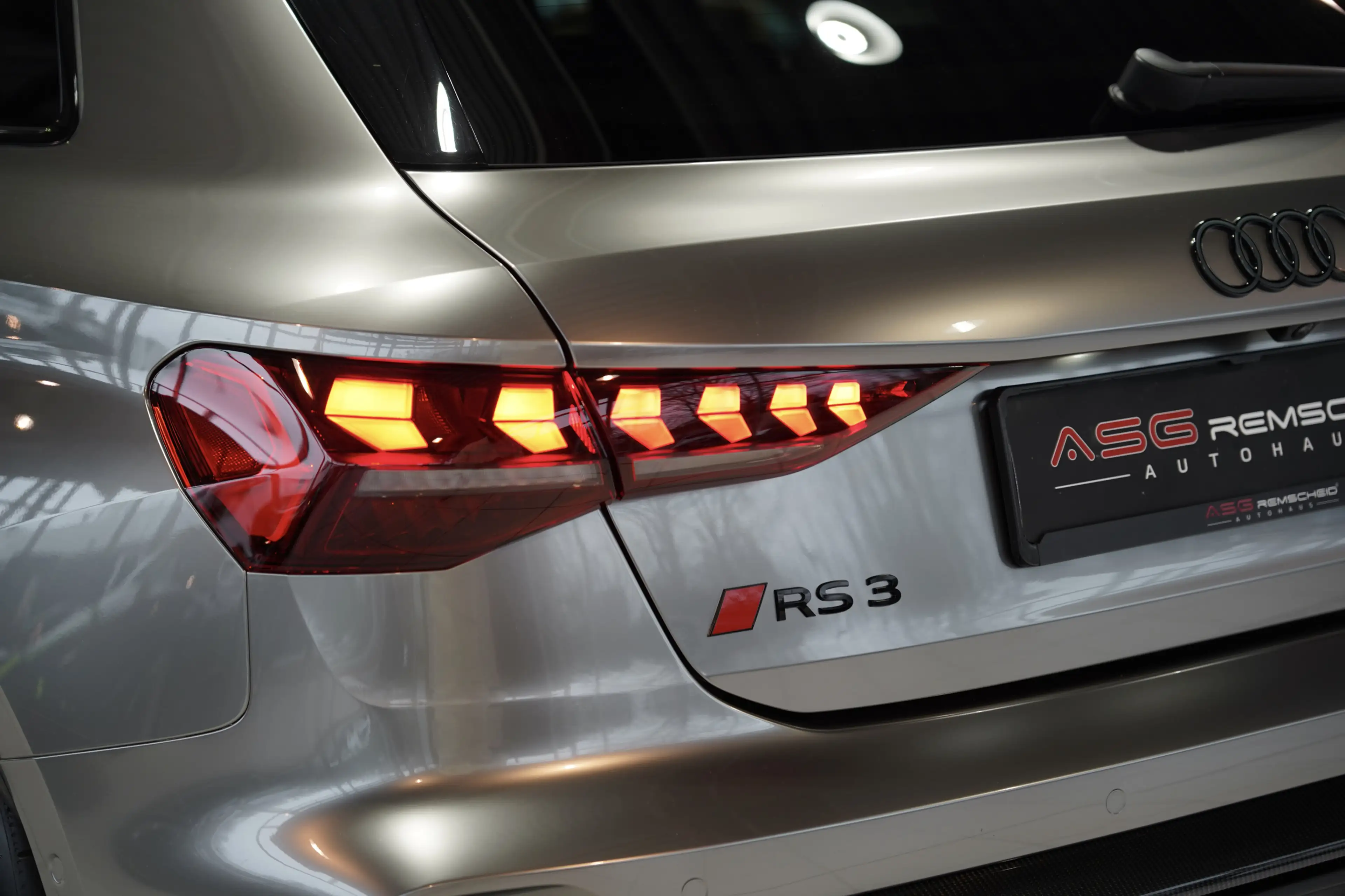 Audi RS3 q. Sportback 1.HD*Schale*S-AGA*Carbon*YIDO — photo 14