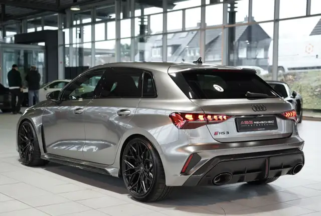 Audi RS3 view 12