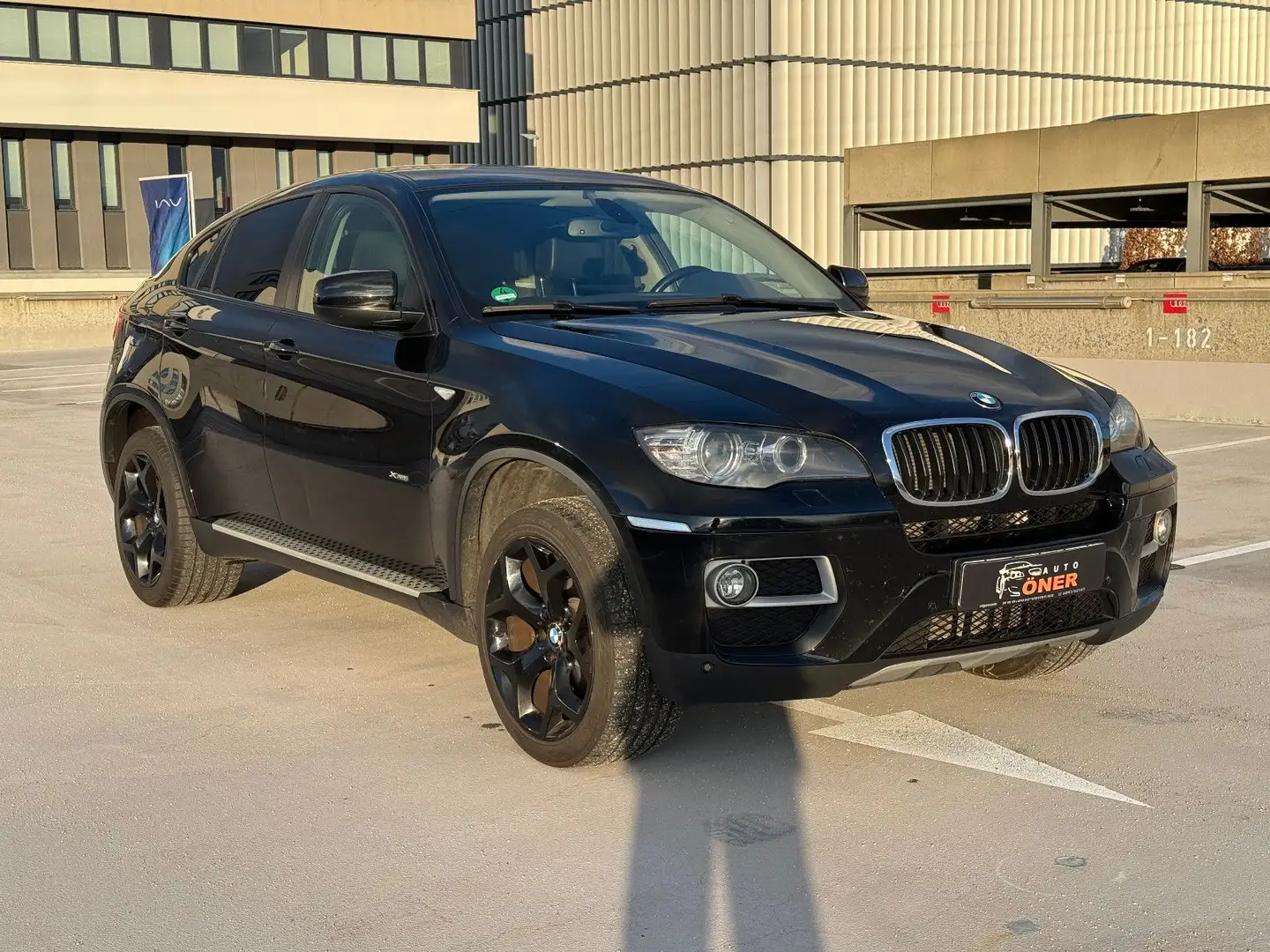 BMW X6 xDrive30d 2.Hand Schwarz - 1