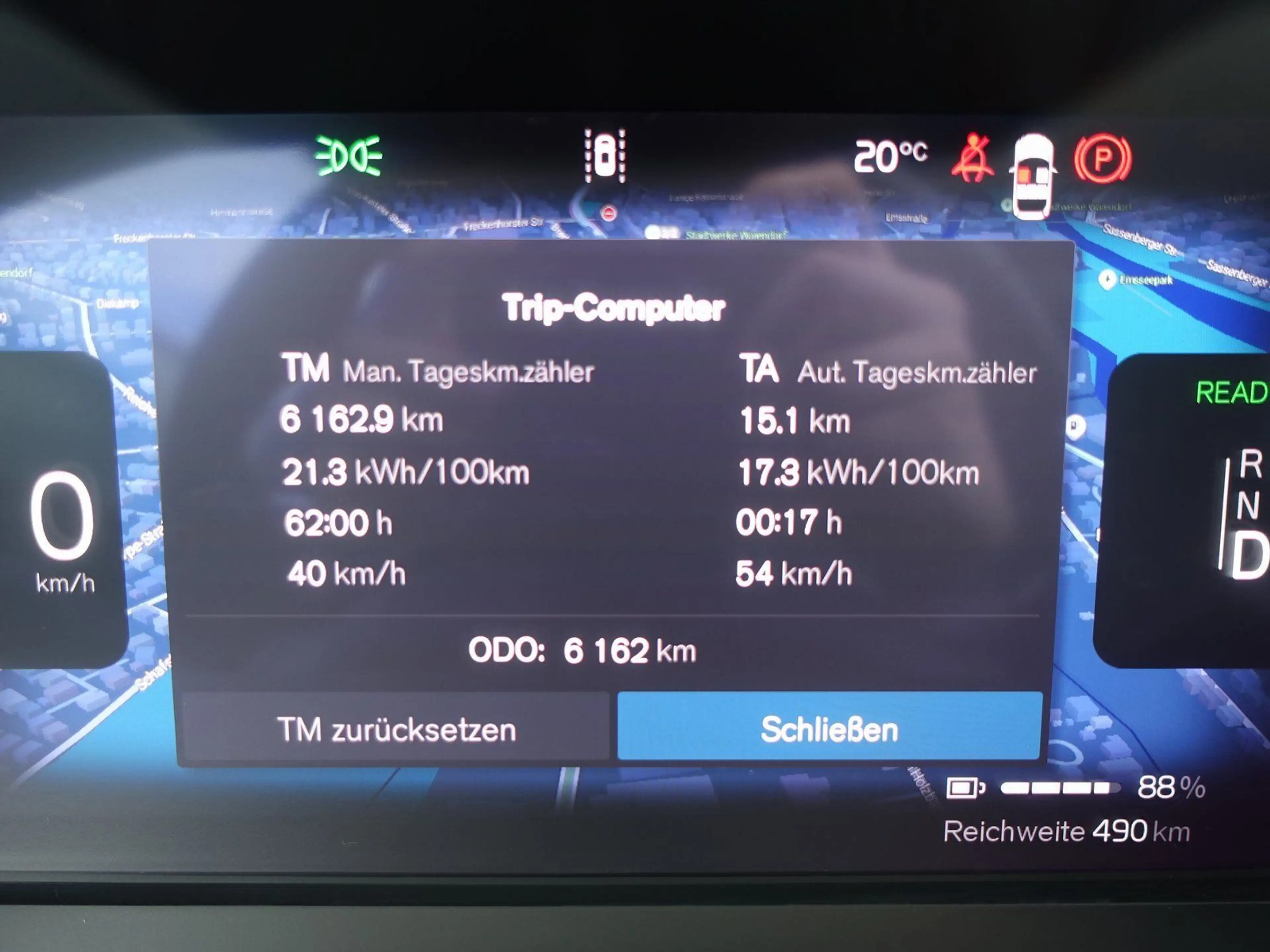 Volvo EX40 Black Edition Plus Single Motor Extended — photo 14