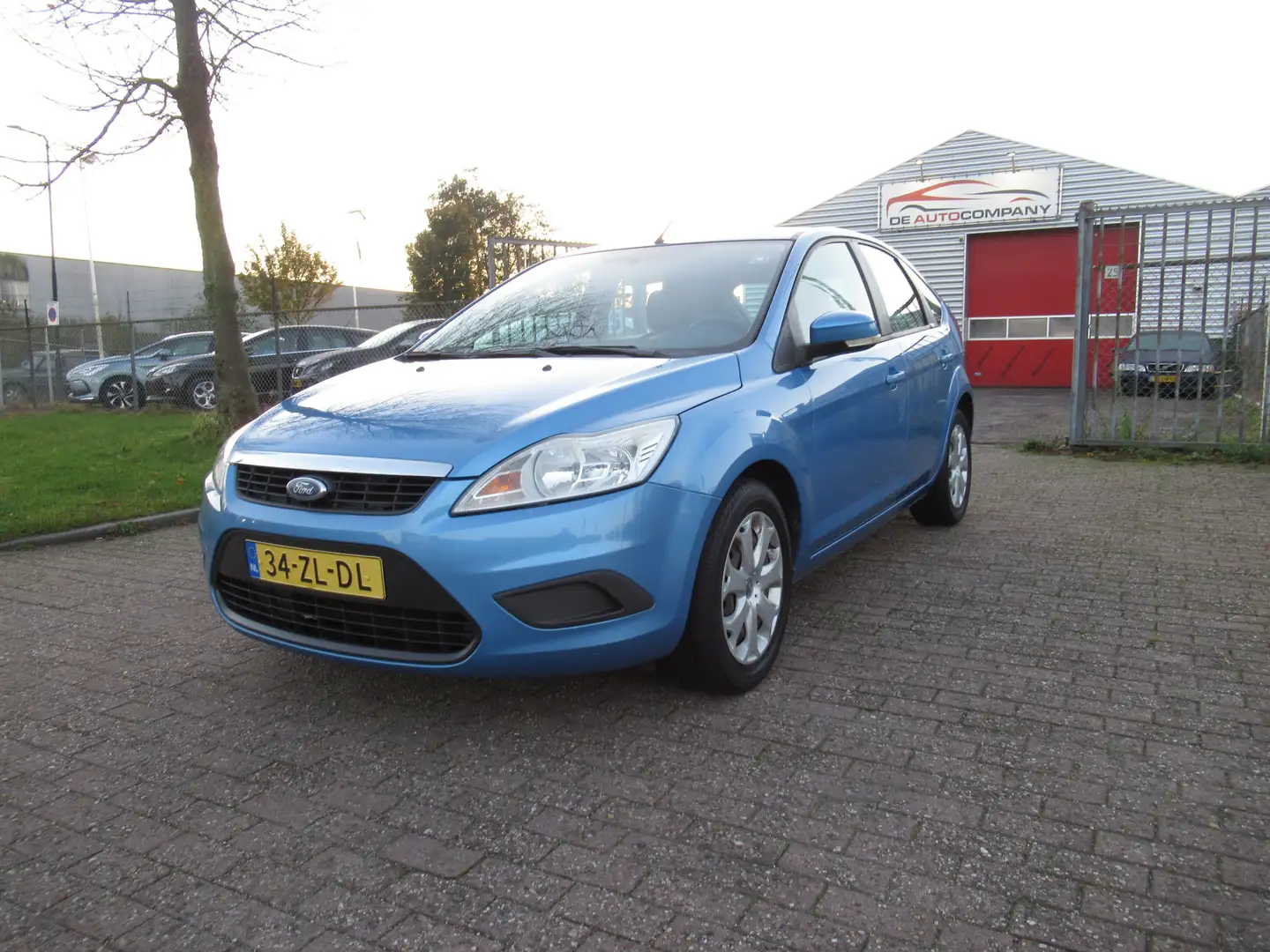 Ford Focus 1.6 Trend 1e Eigenaar Zeer Nette Auto Blauw - 2