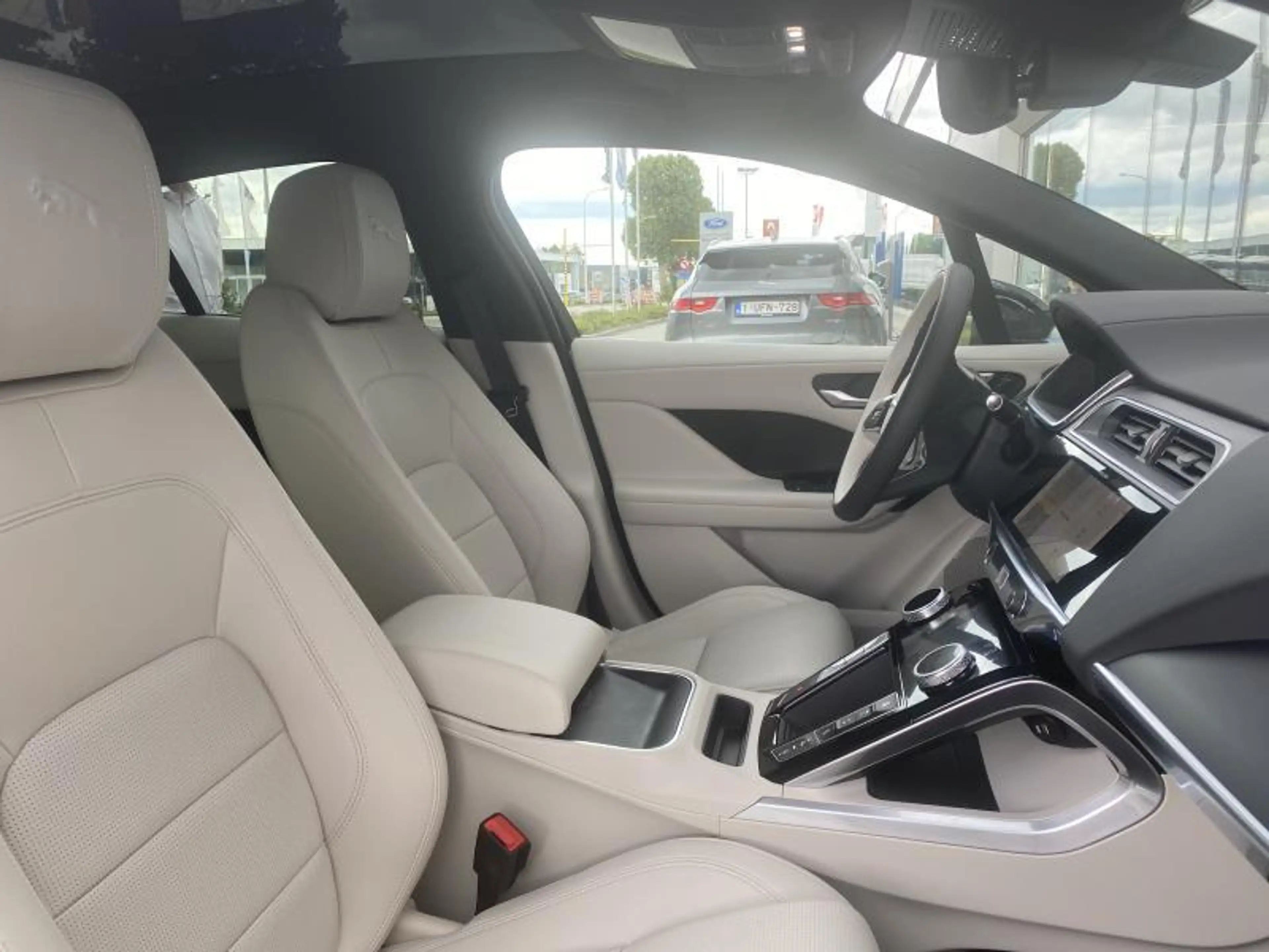 Jaguar I-Pace EV400 R-Dynamic SE AWD Auto. 24MY Memory|Meridian — photo 10