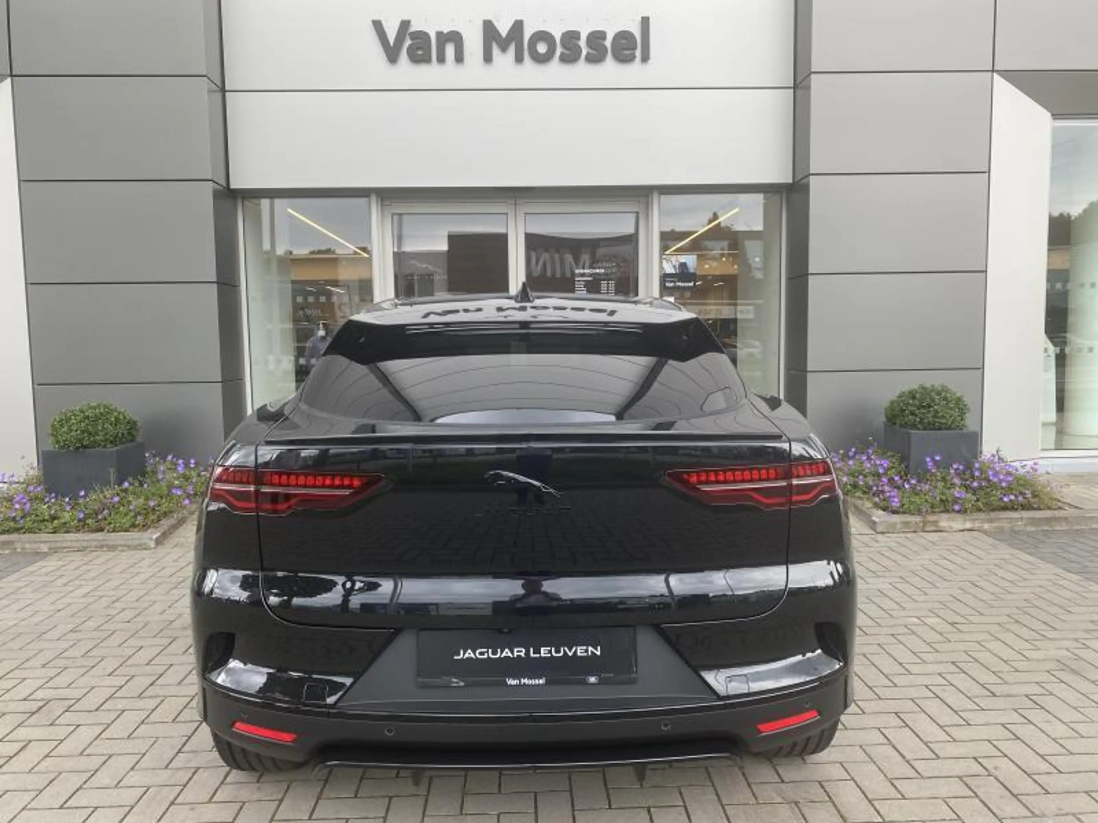 Jaguar I-Pace EV400 R-Dynamic SE AWD Auto. 24MY Memory|Meridian — photo 3