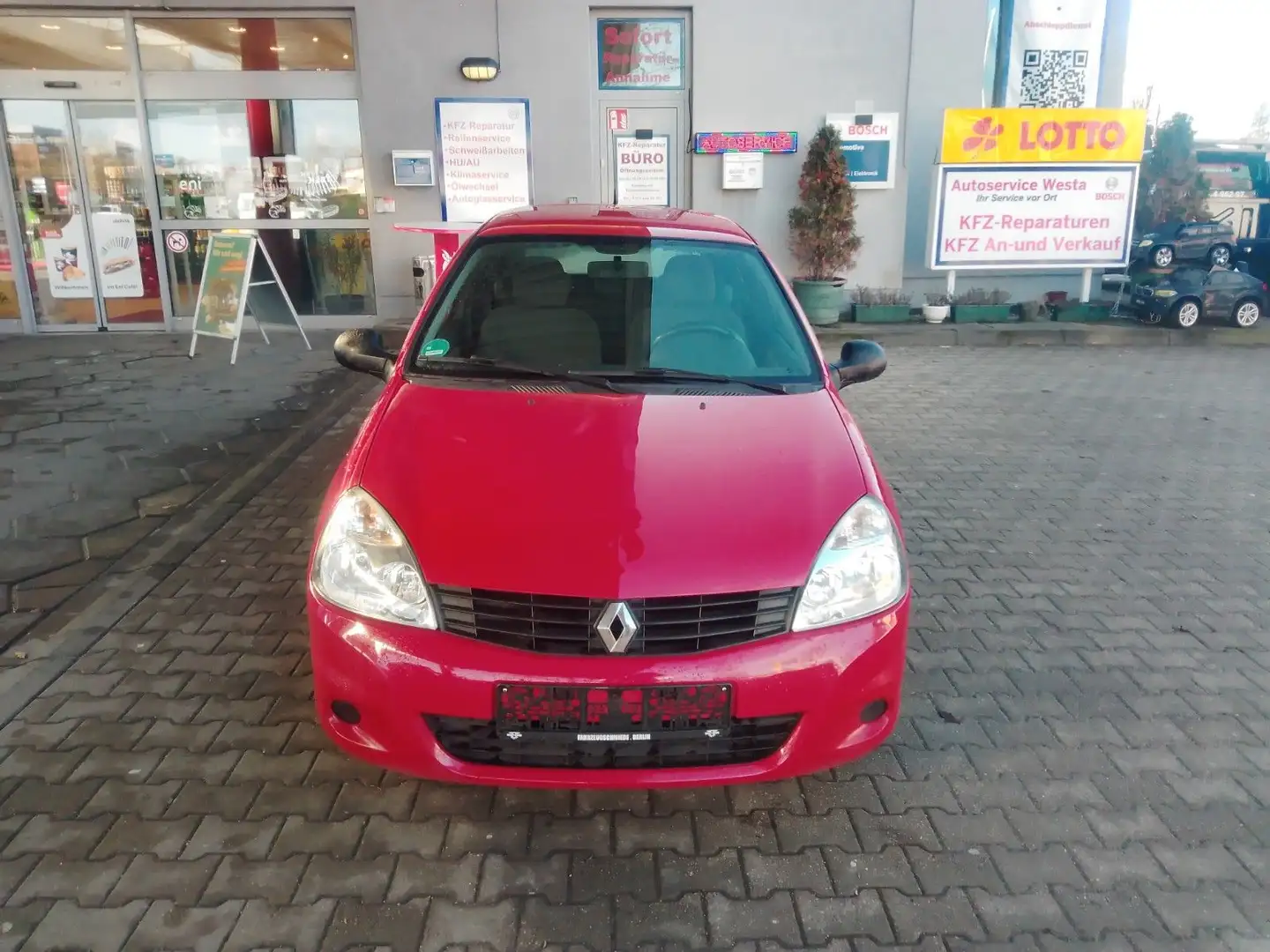 Renault Clio II Campus Je t'aime,Klima,2Hd,TüV 05/27 Rot - 2