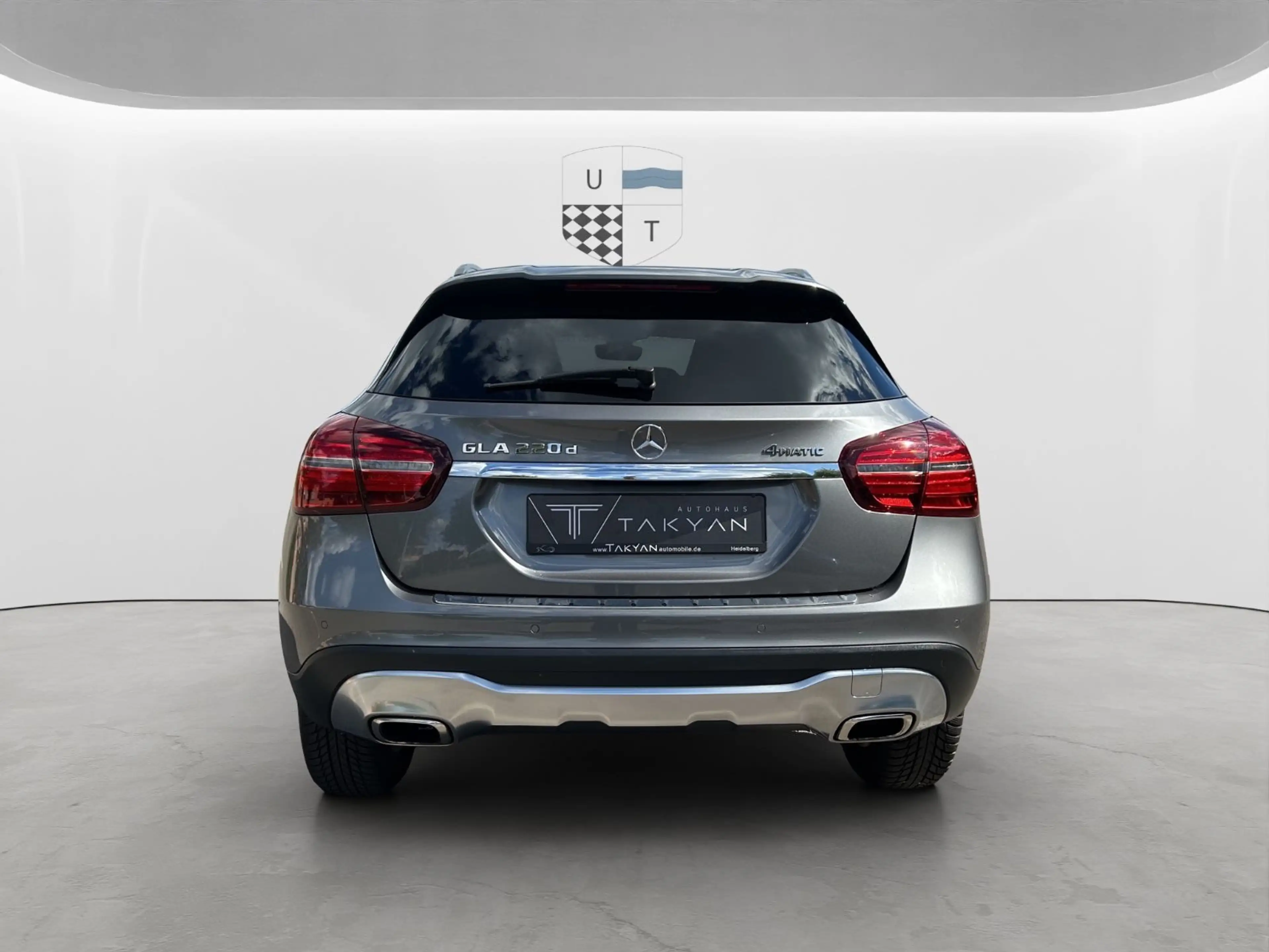 Mercedes-Benz GLA 220 CDI / d 4Matic  / NAVI / Temp. / SHZ / — photo 6