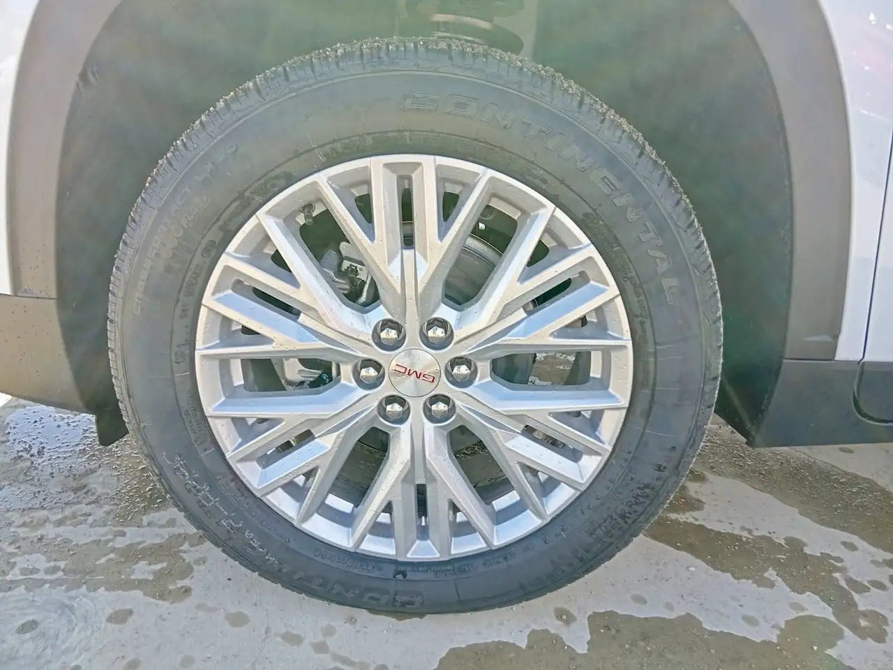 GMC Acadia снимка GMC Acadia