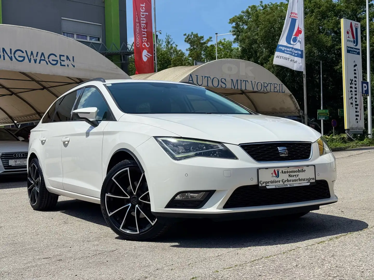 SEAT Leon Leon ST Executive 2,0 TDI CR Start-Stop DSG Weiß - 1