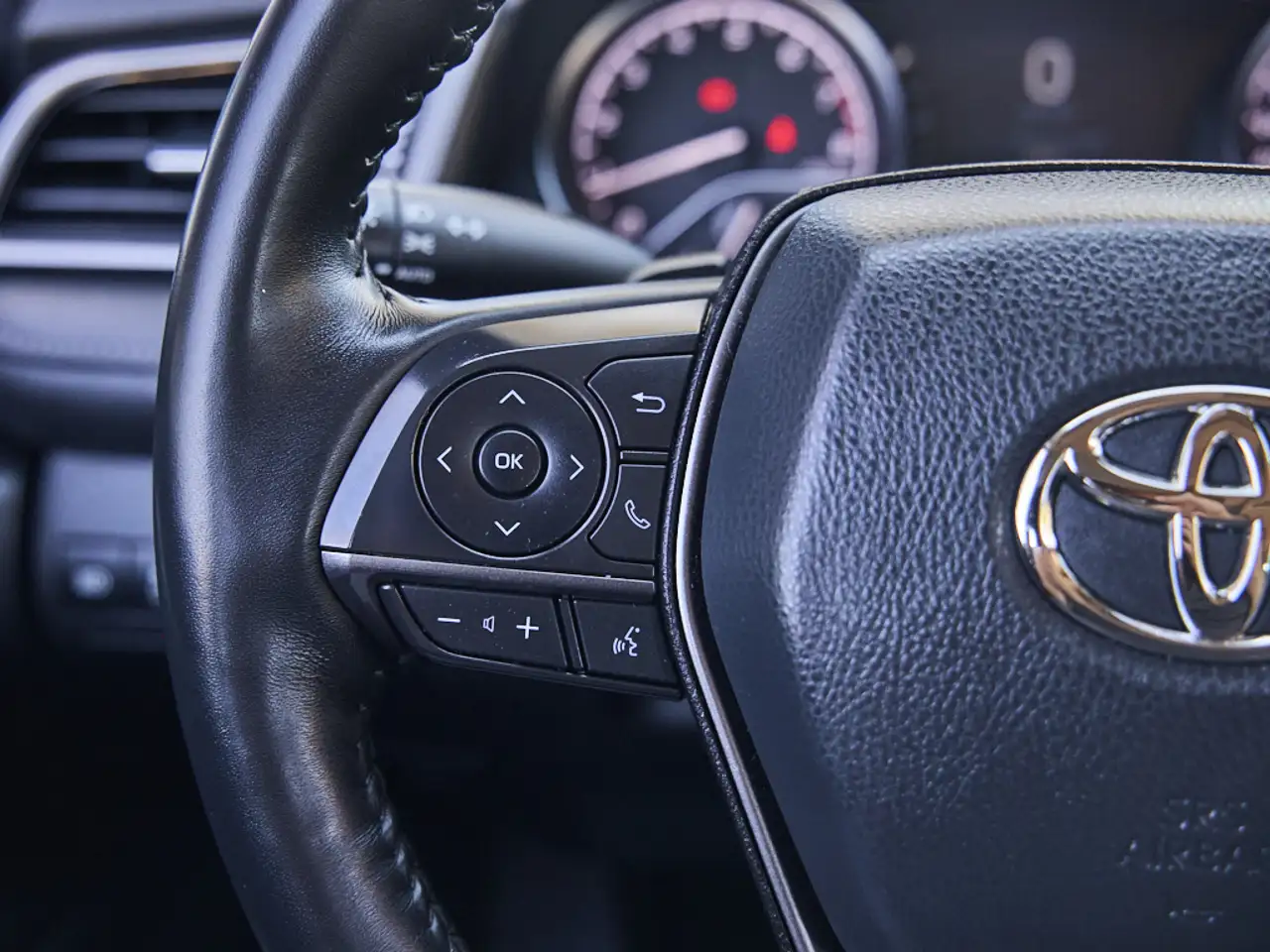 Toyota Camry снимка Toyota Camry