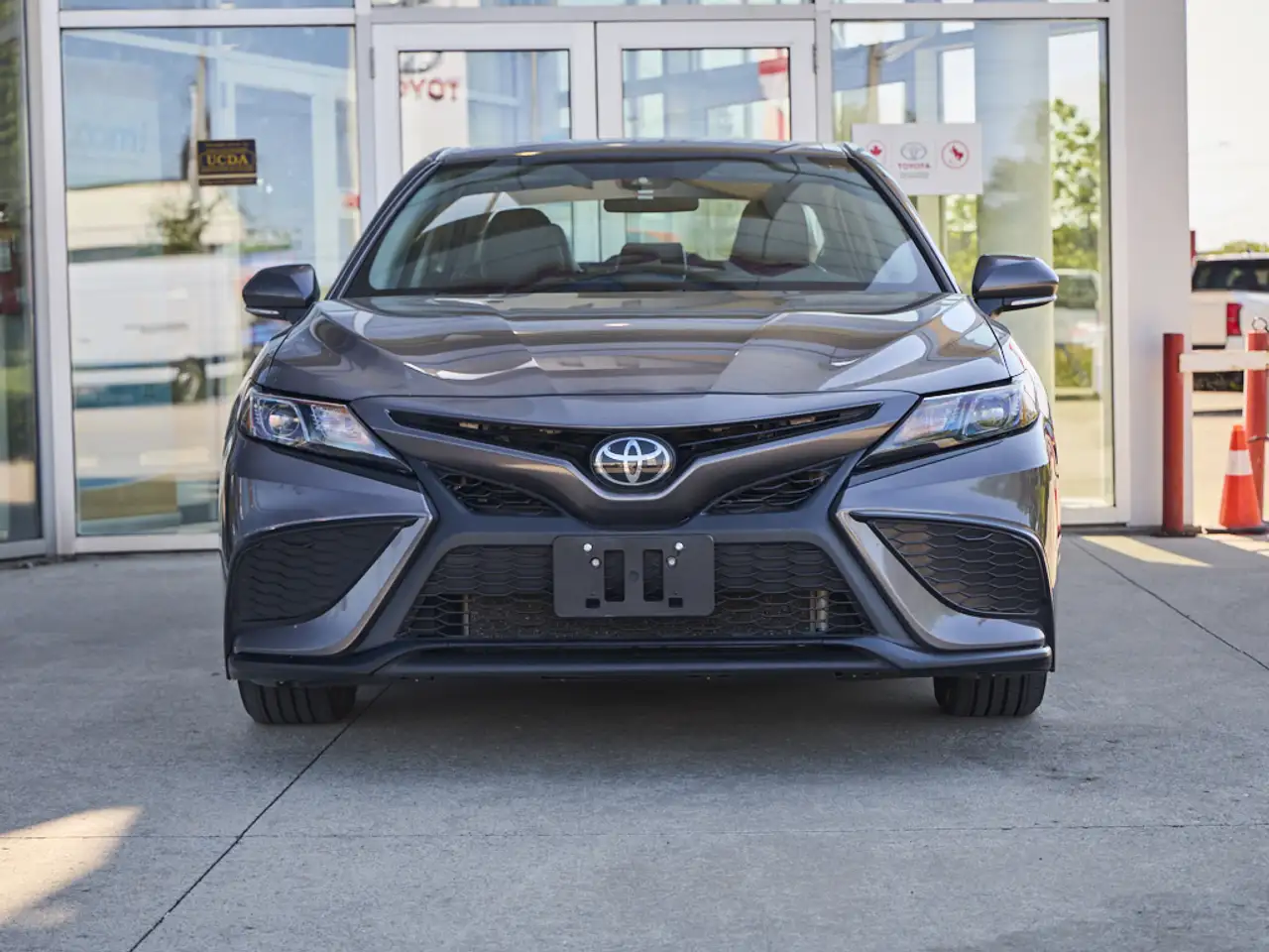 Toyota Camry снимка Toyota Camry