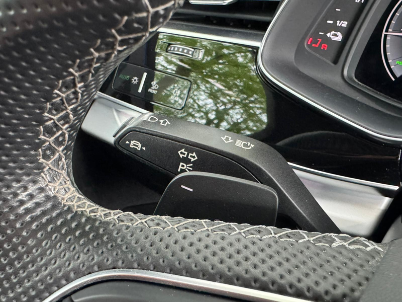 Audi Q7 55 TFSI e quattro|SLine|Panorama|NightVis|22"|Trek — photo 15