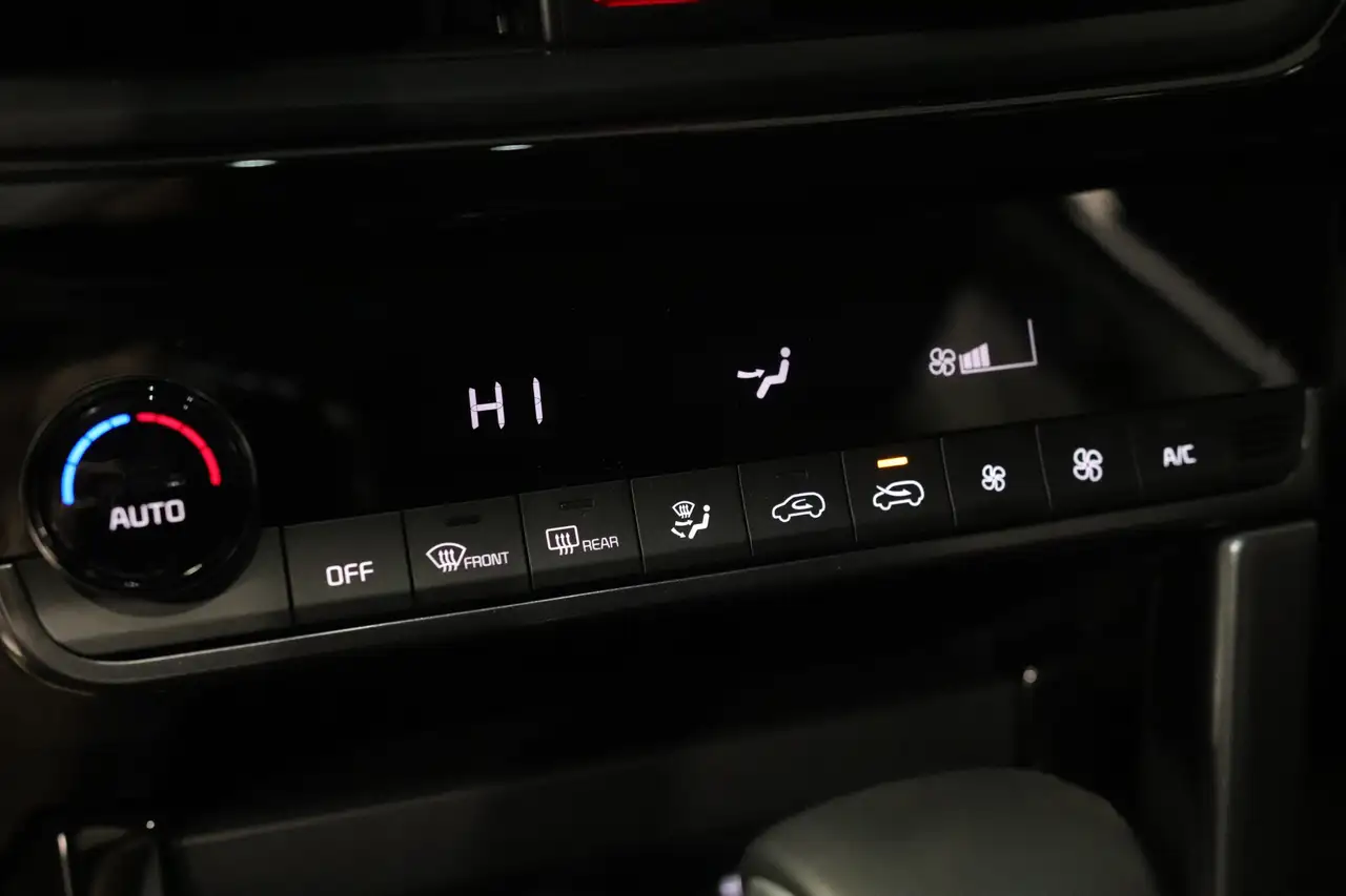 Kia Seltos снимка Kia Seltos