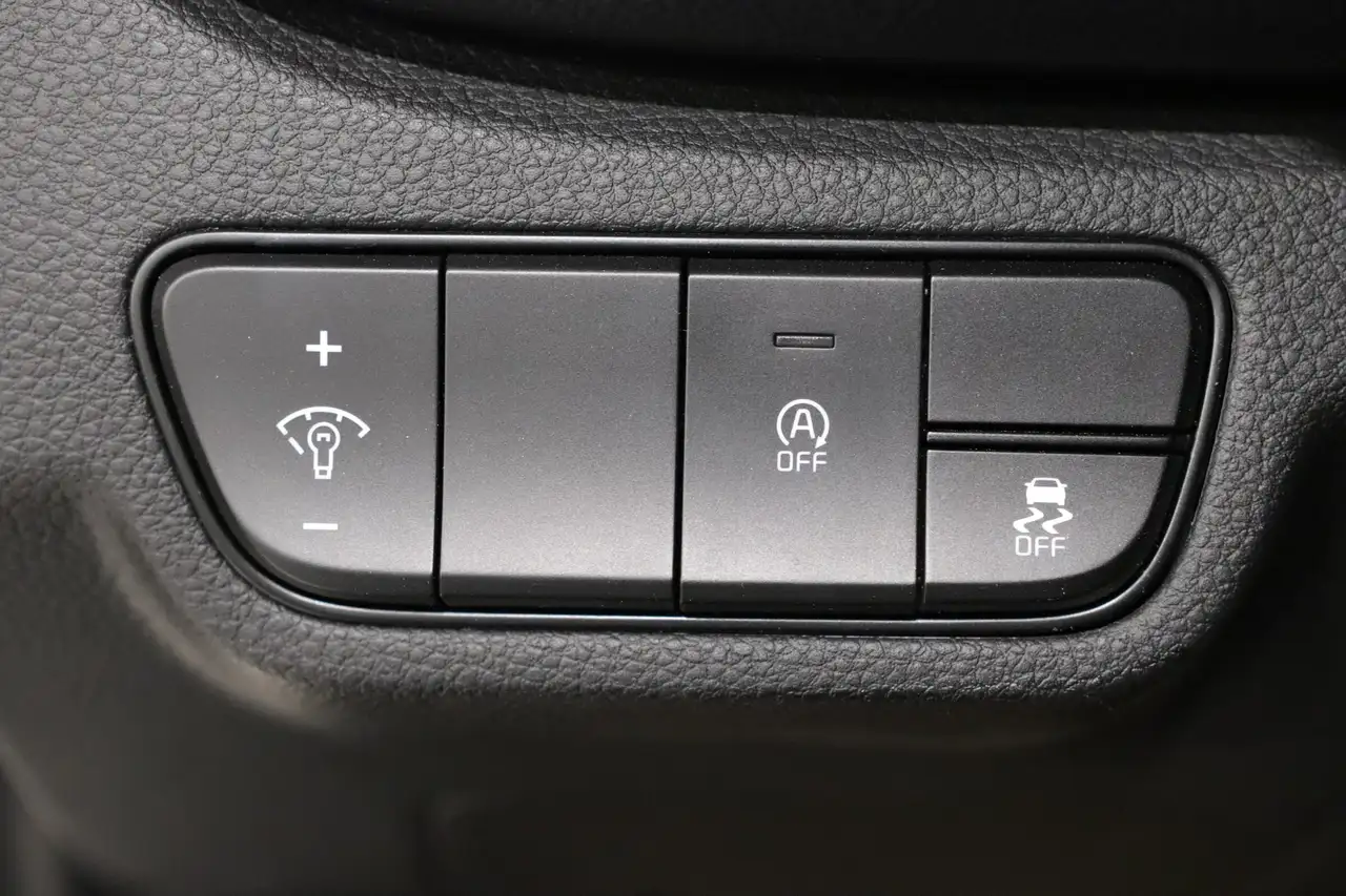 Kia Seltos снимка Kia Seltos